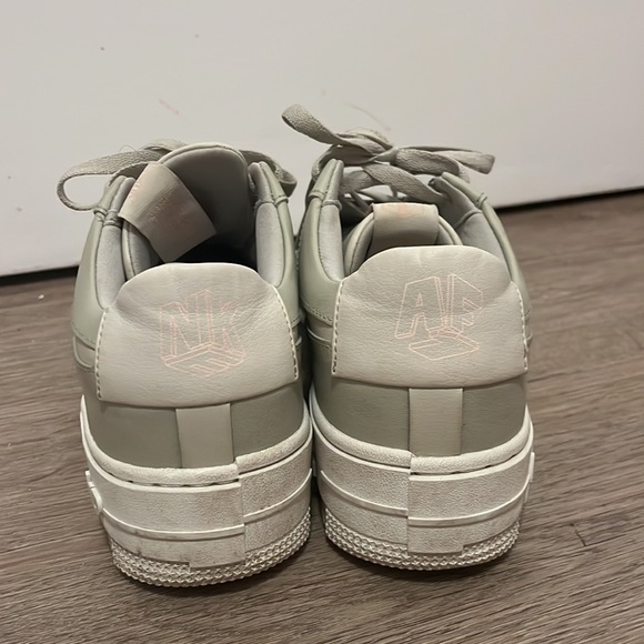 Nike Air Force 1 Pixel sneakers in light stone/light bone - Picture 5 of 5